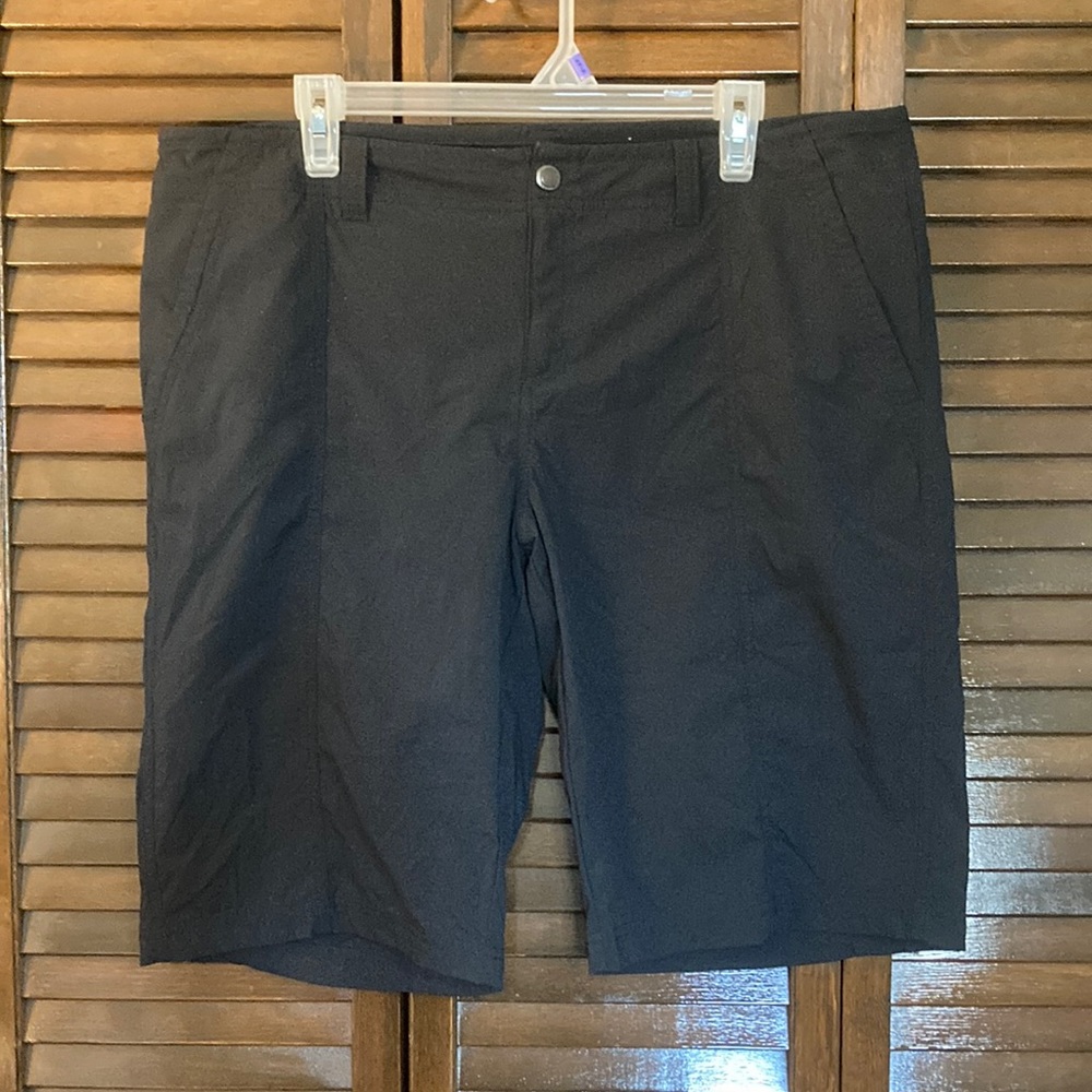 Royal Robbins Black Standard Fit Hiking Shorts Sz 16 EUC
